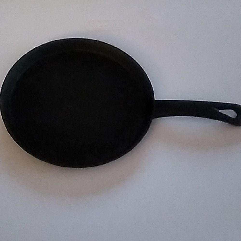 Small Iron Skillet